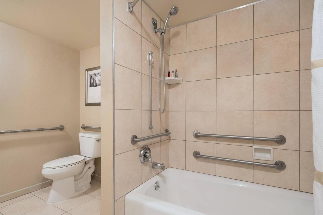 Anaheim Marriott Suites Garden Grove Eksteriør billede